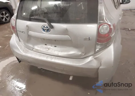 2014 Toyota Prius C Two z USA, uszkodzony, nr VIN JTDKDTB37E1570181